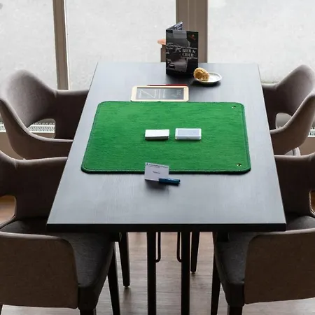 Victoria Lauberhorn Wengen, A Faern Collection