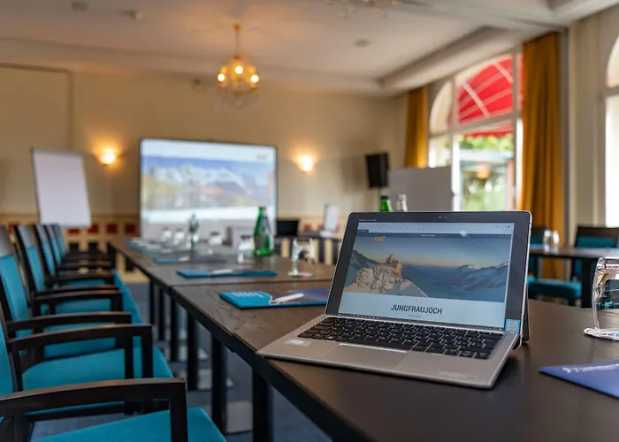 Victoria Lauberhorn Wengen, A Faern Collection