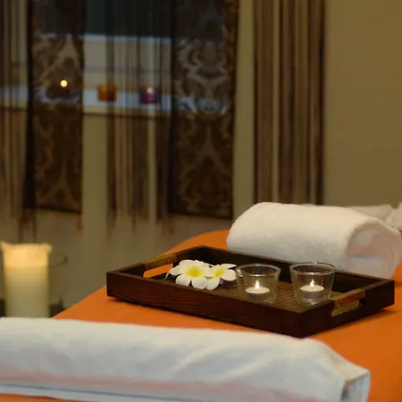 Victoria Lauberhorn Wengen, A Faern Collection